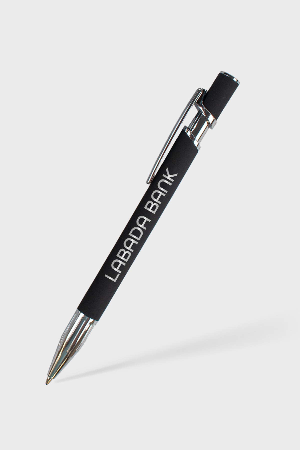 Hatter Comfort Pen in Black